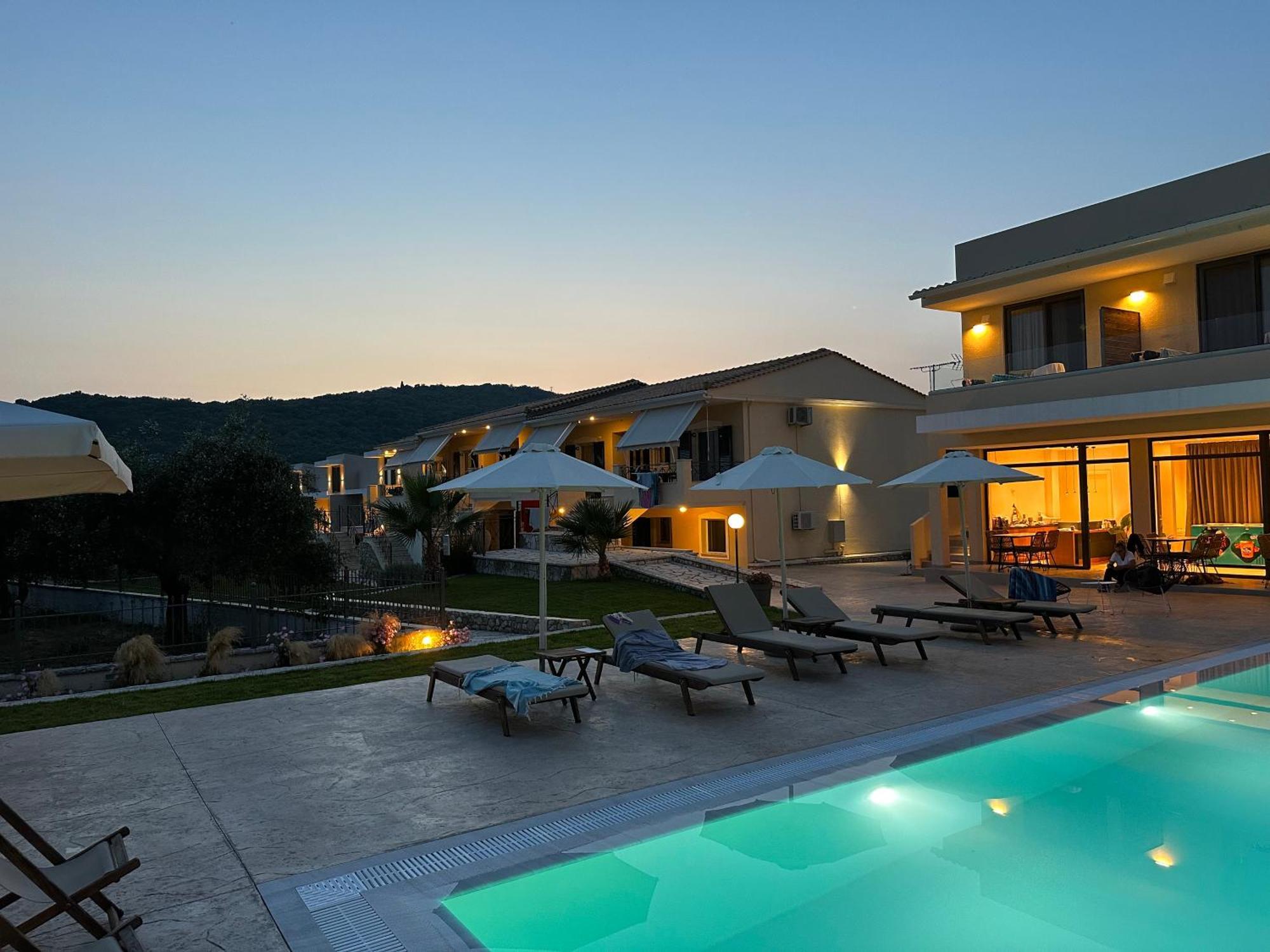 Apartments Villa Rania เปร์ดีกา ภายนอก รูปภาพ